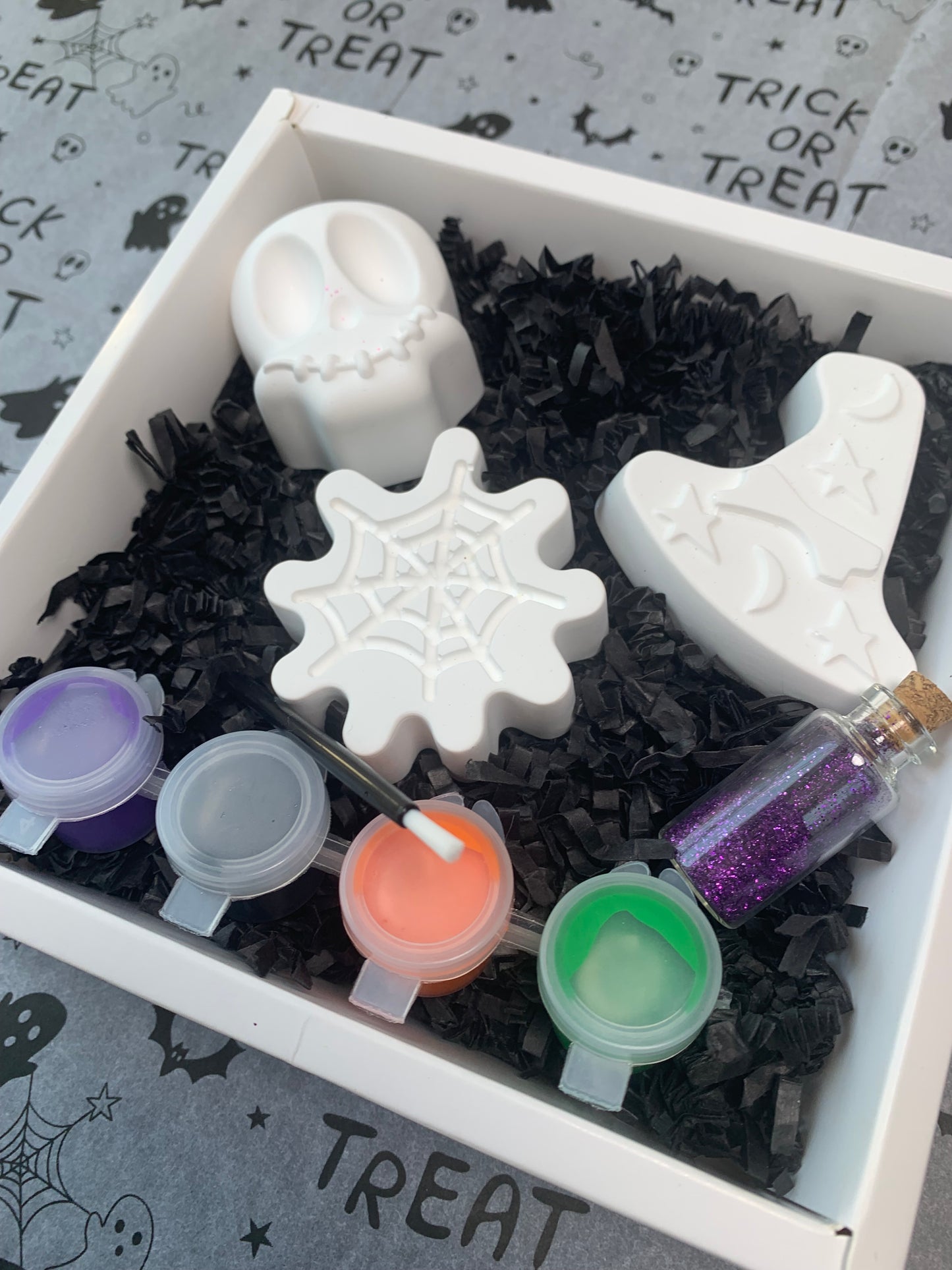 Spooky Fun Painting Kit