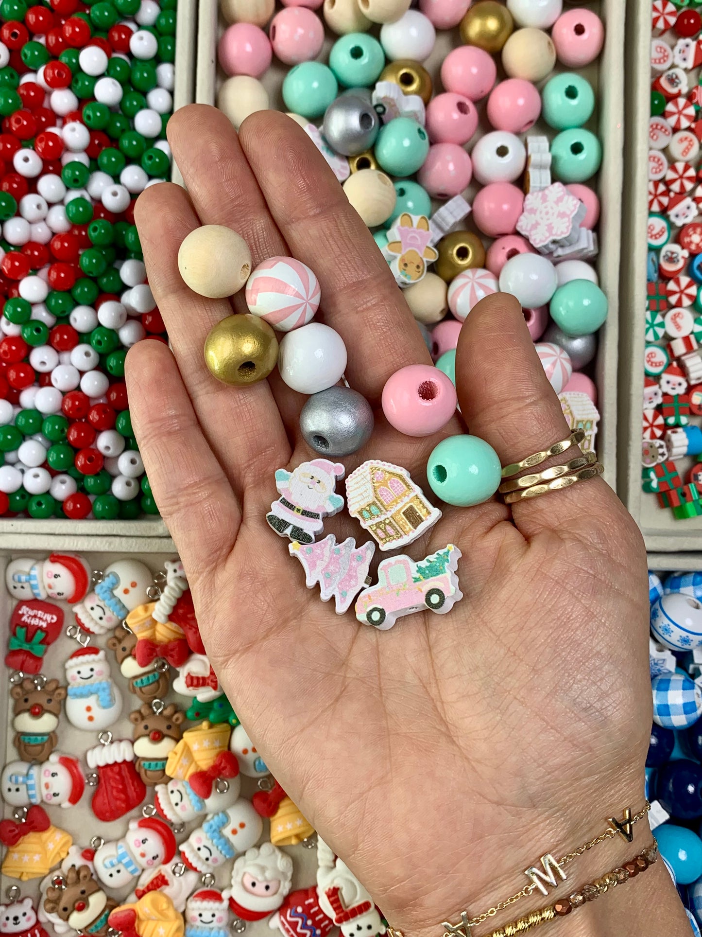 DIY Christmas Bracelet – Make the Season Sparkle ✨